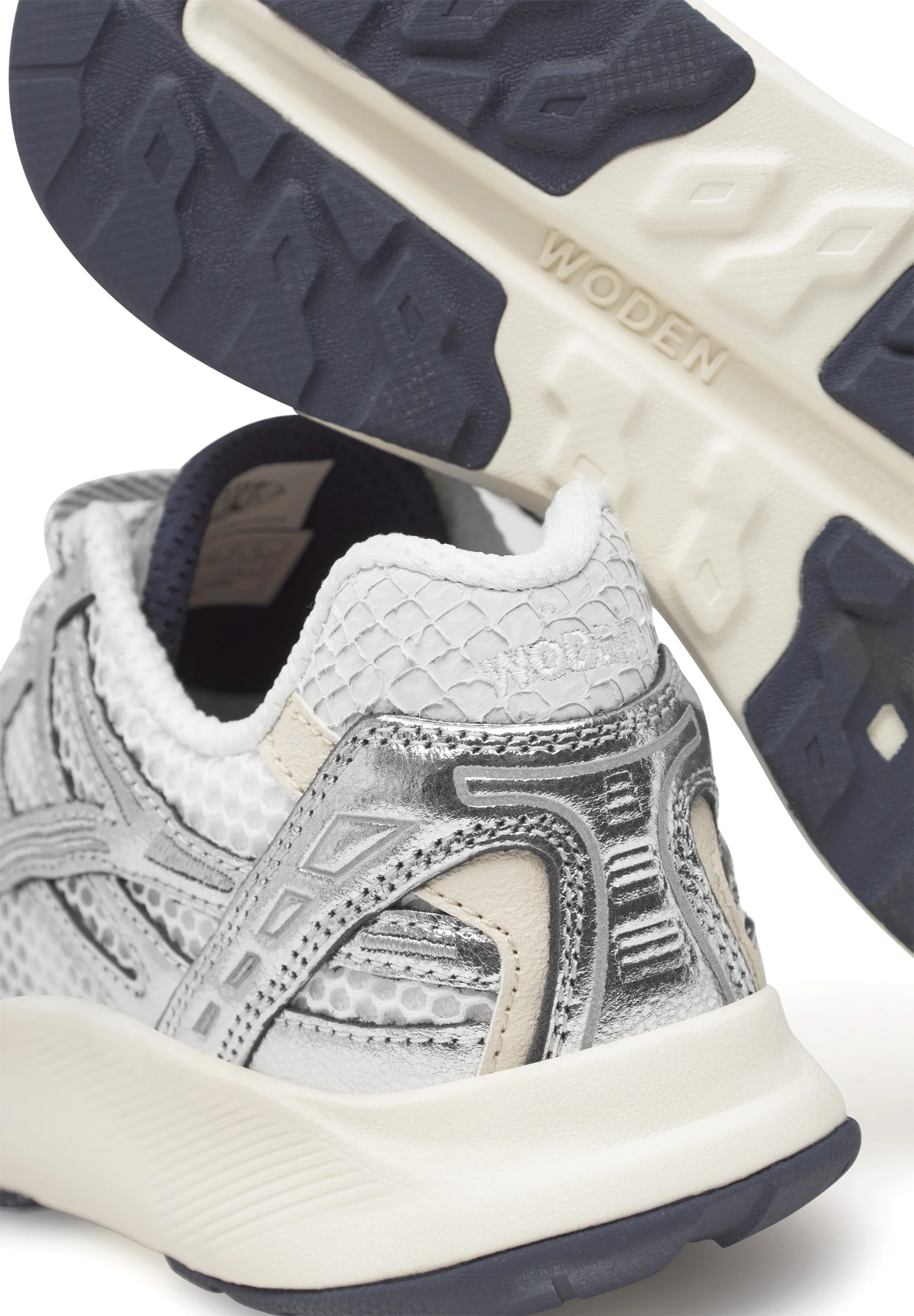 Freja Metallic - Silver - Image 4