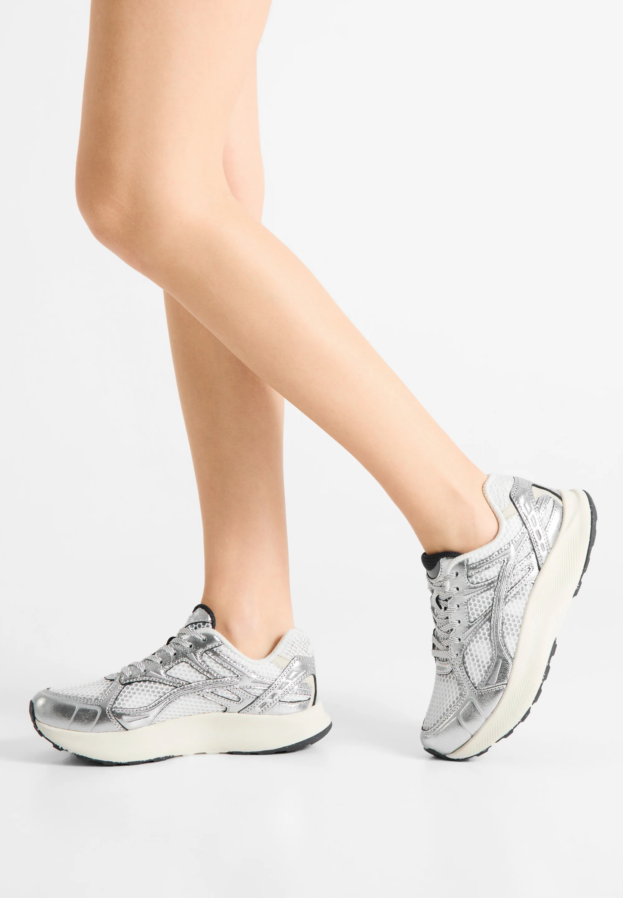 Freja Metallic - Silver - Image 5