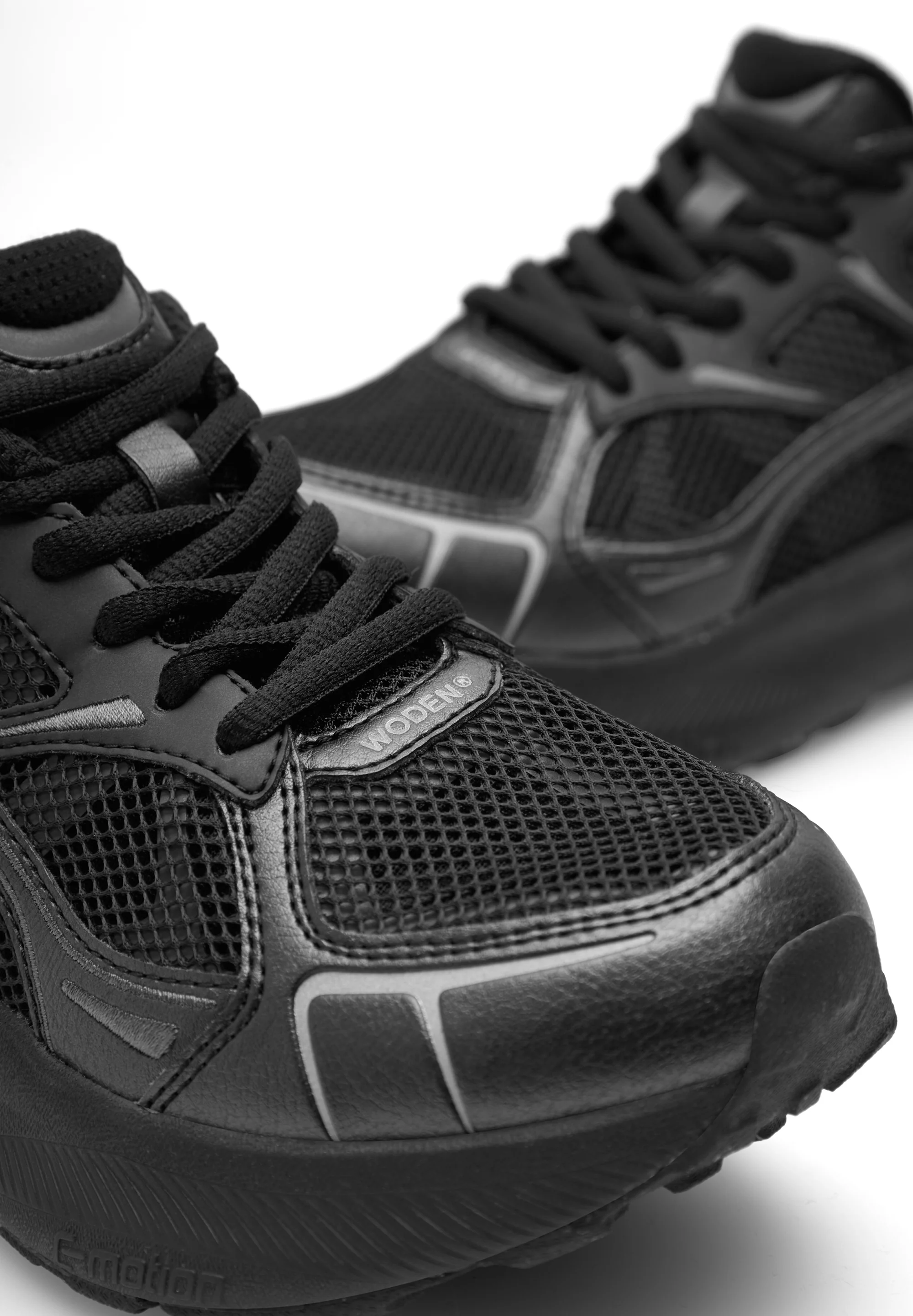 Freja Runner - Black - Image 4
