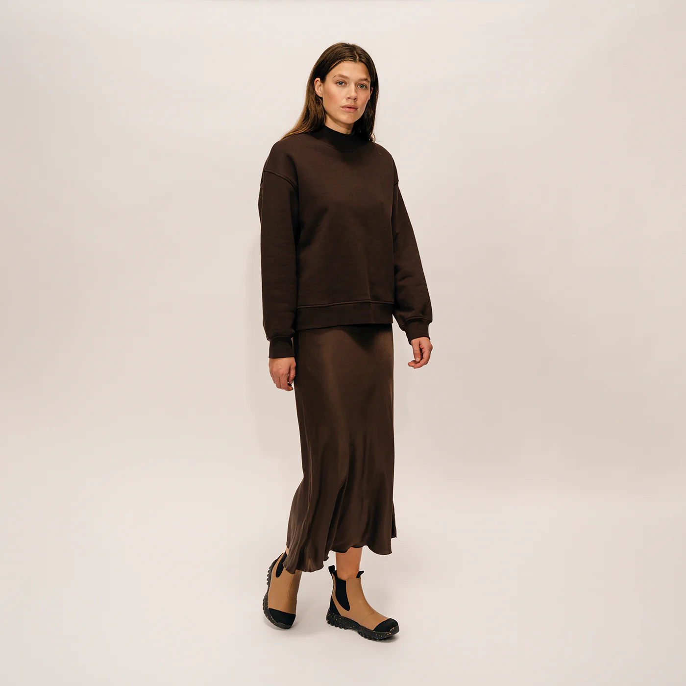 Magda Track Waterproof - Latte - Image 11