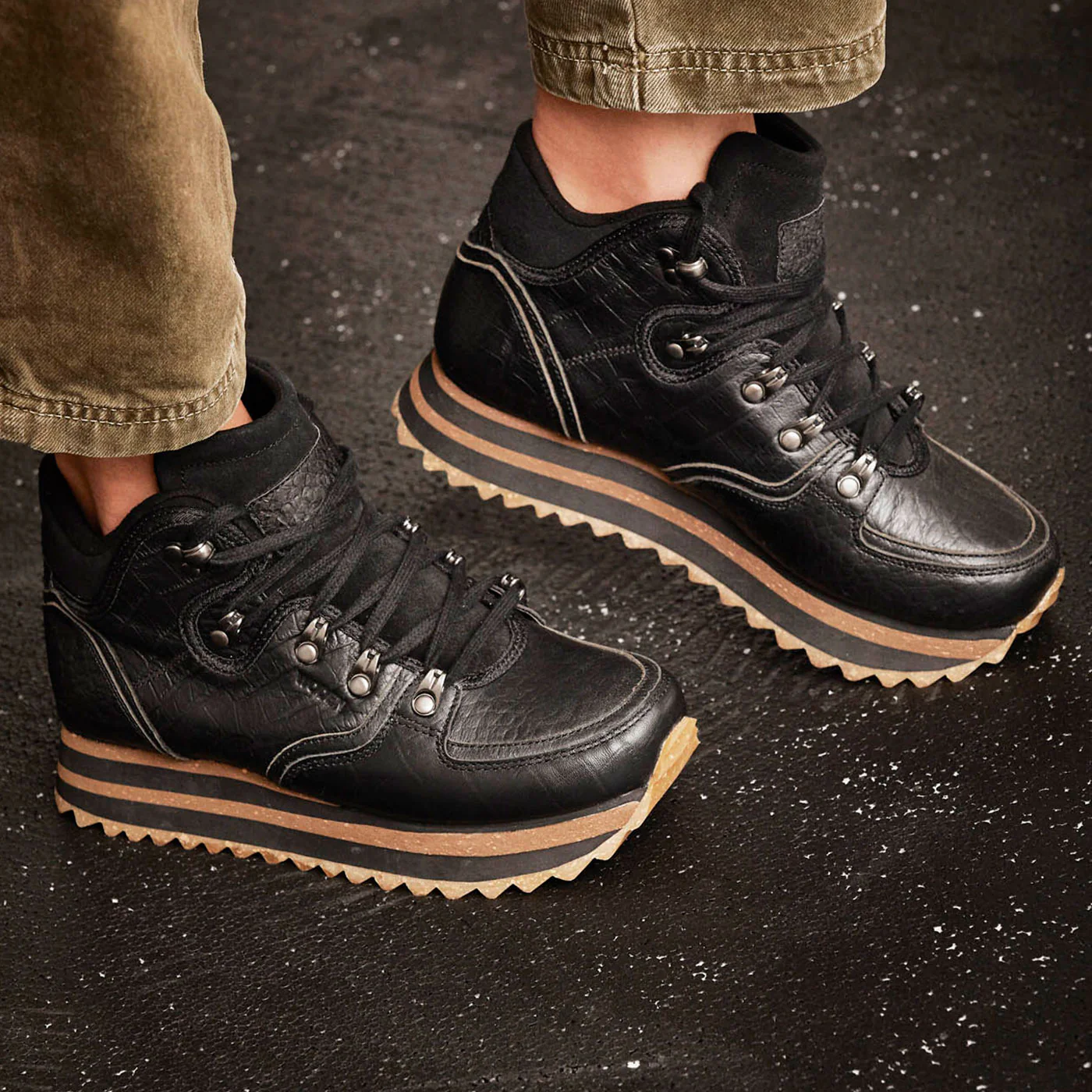 Mille Croco Shiny Plateau - Black - Image 7