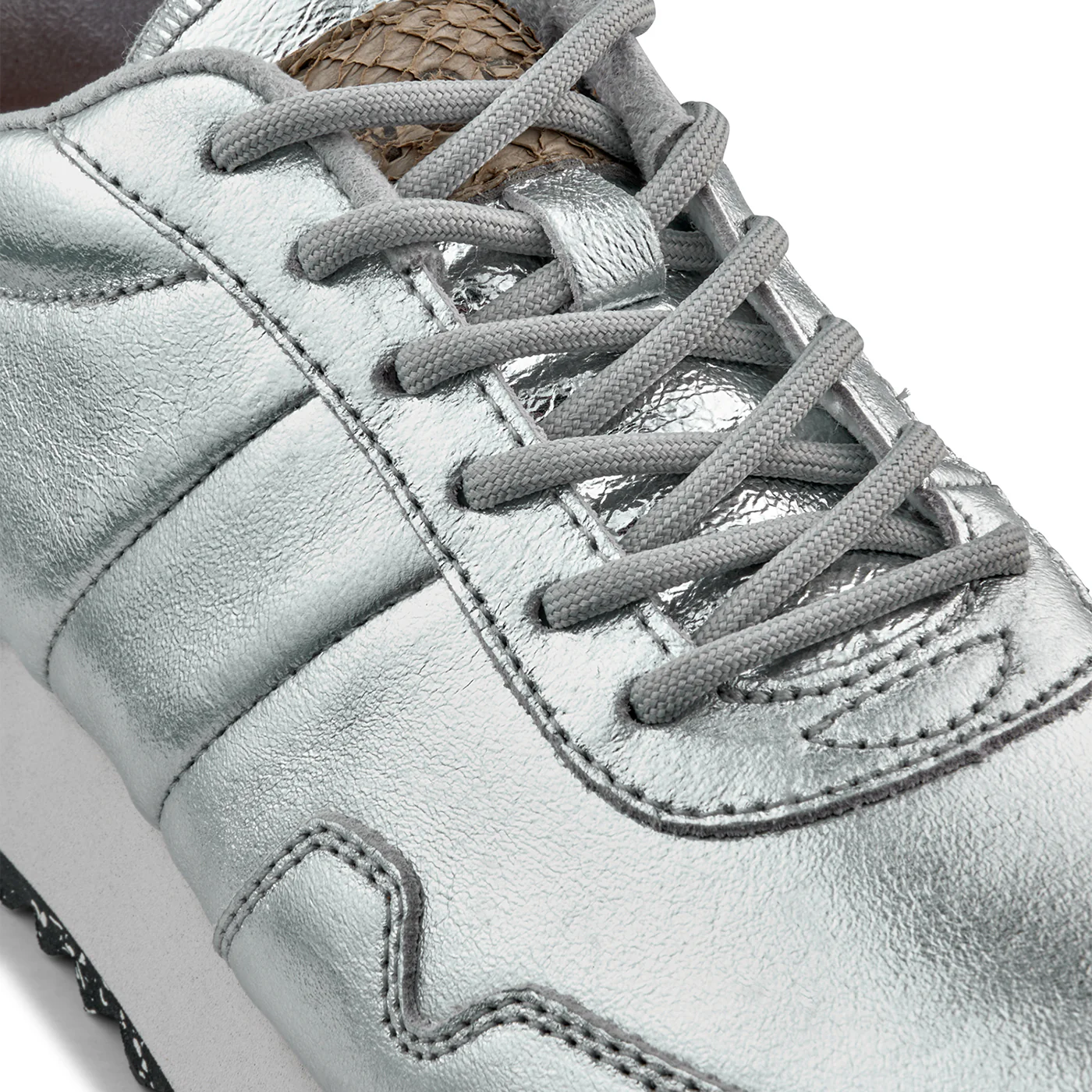 Nora III Plateau Metallic Leather - Silver - Image 9