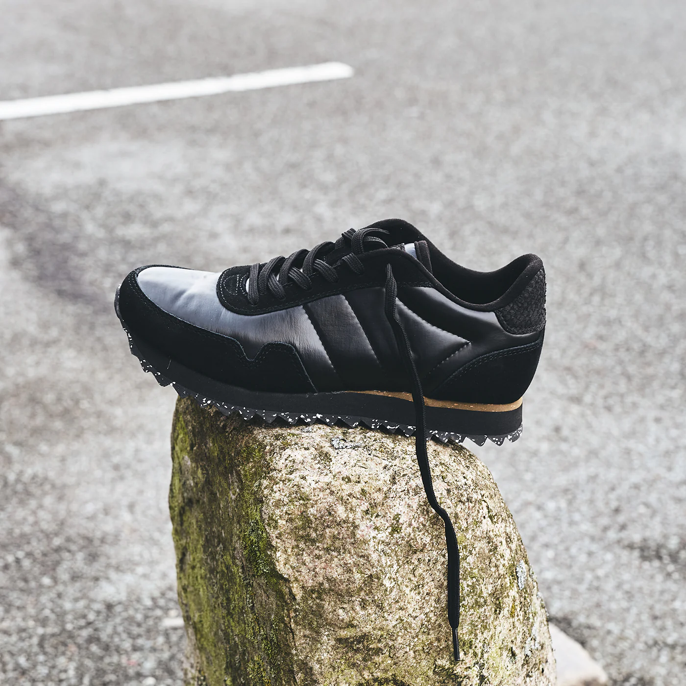 Nora III Metallic Nylon - Black - Image 2