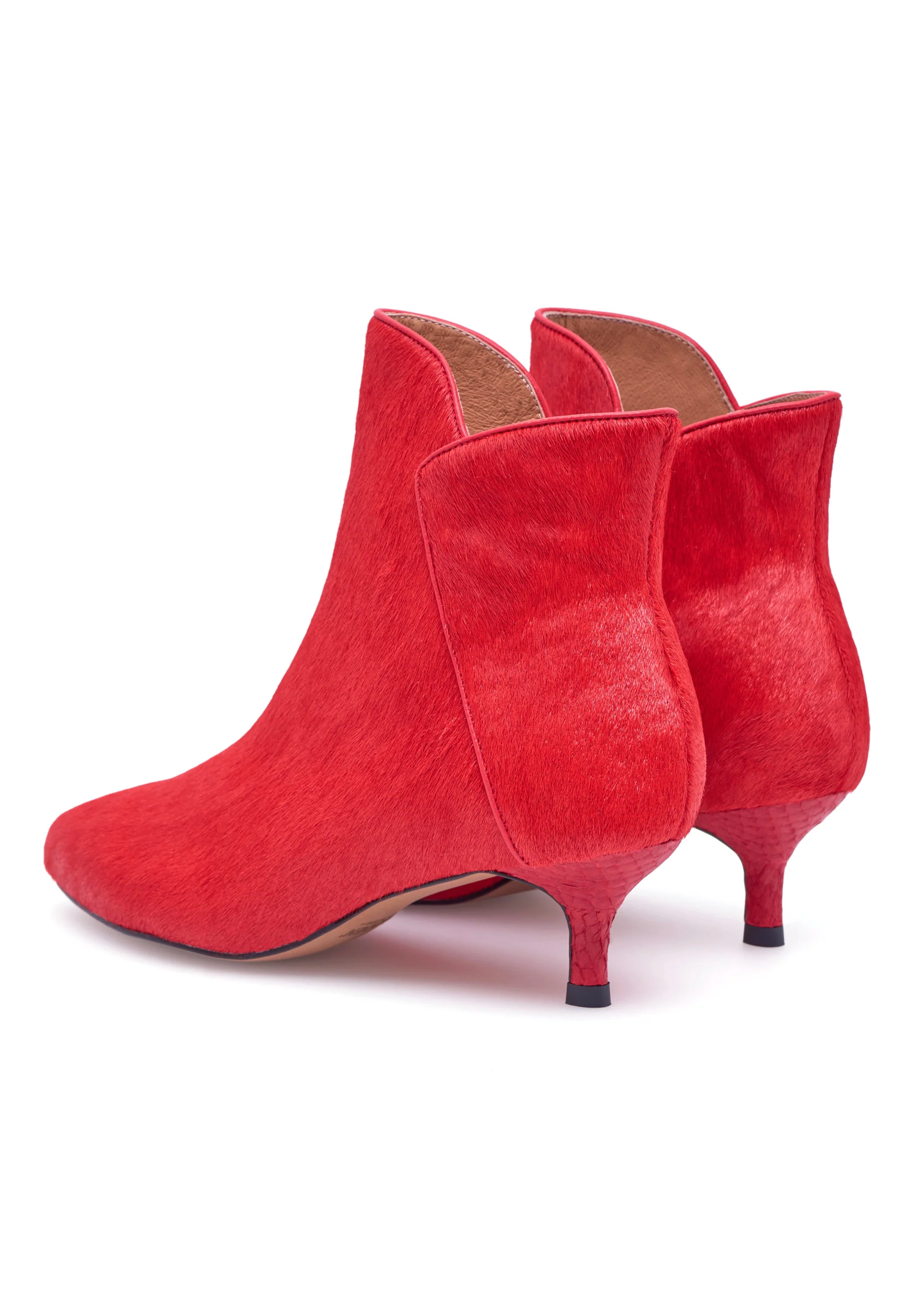 Saga Cowhair - Flame - Image 3