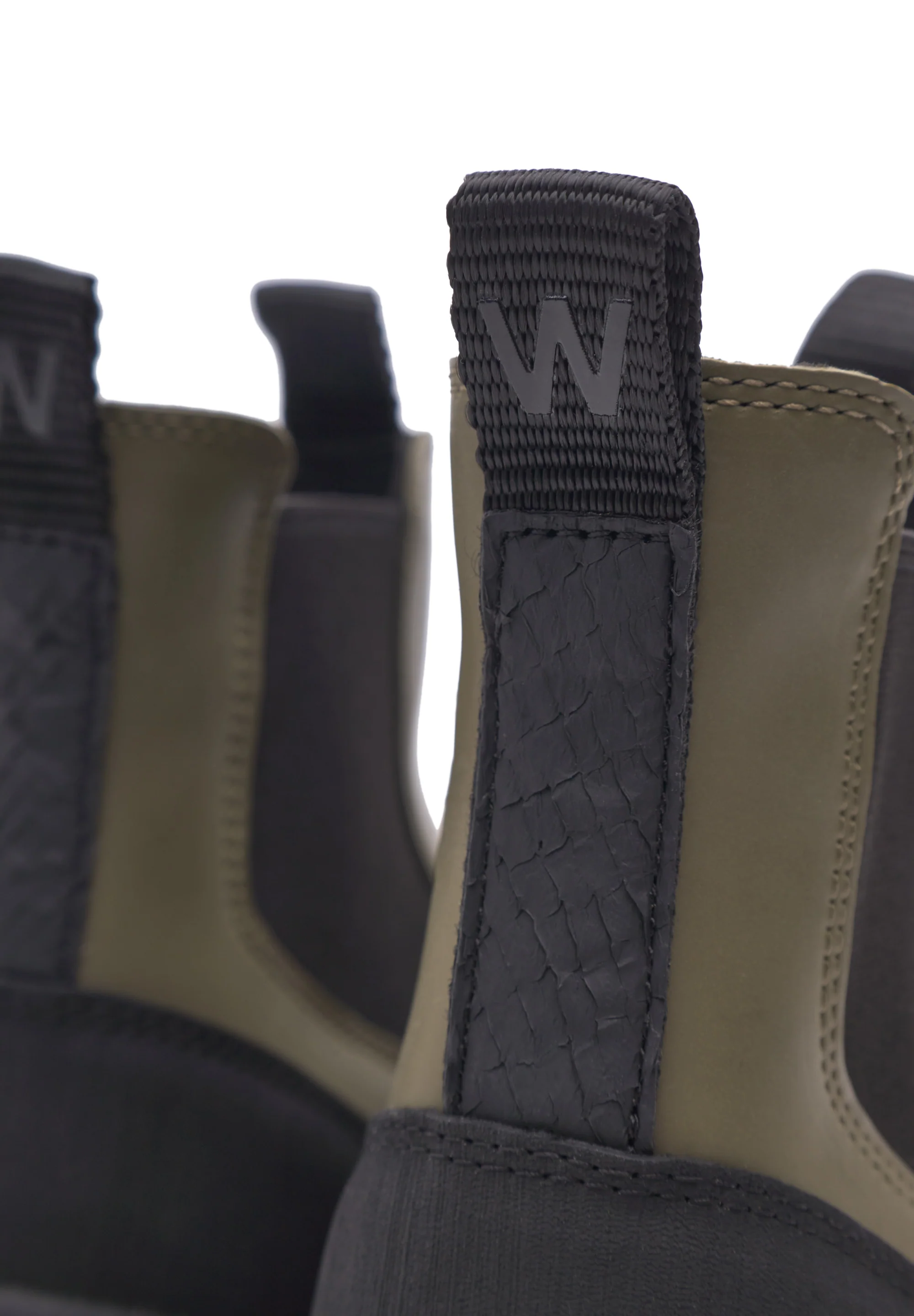Siri Waterproof - Dark Olive/Black - Image 4